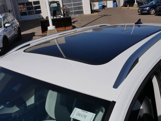New 2026 Volkswagen Taos SEL AWD/4WD image 6