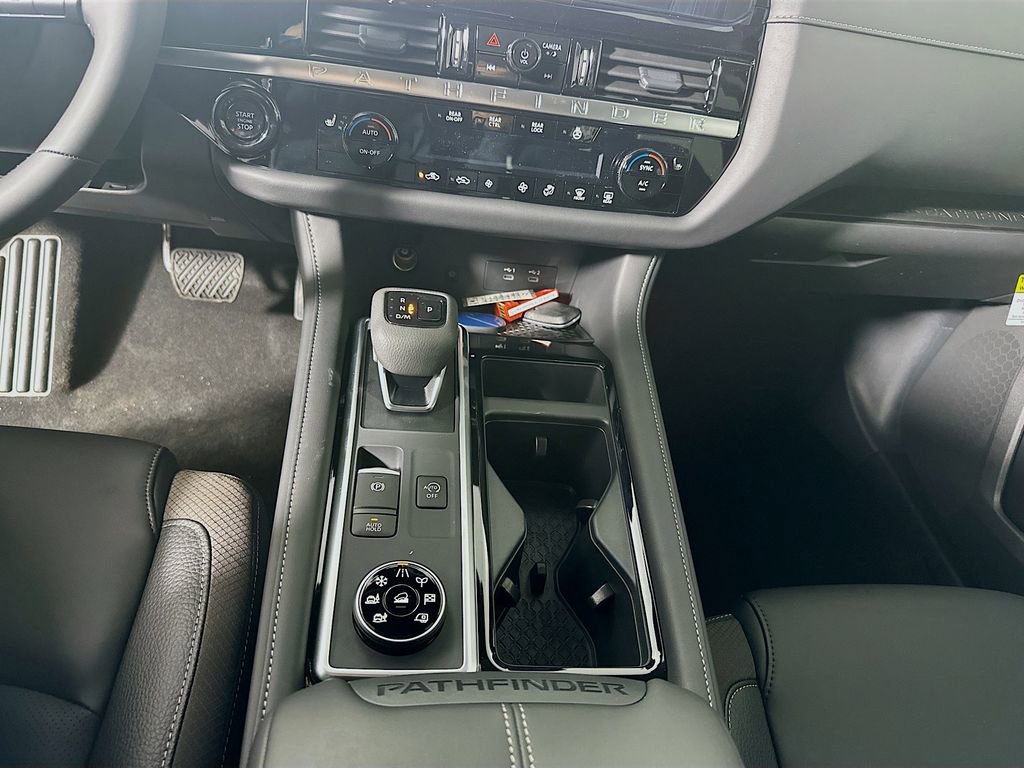 New 2026 Nissan Pathfinder SL AWD/4WD image 15