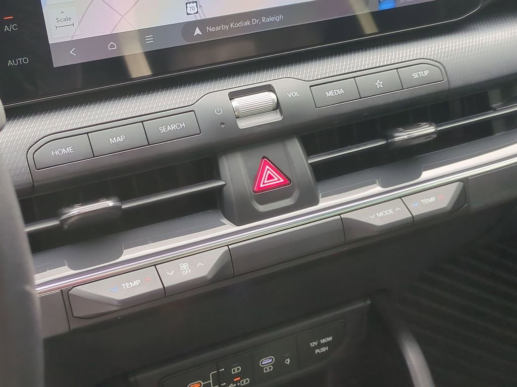 Used 2025 Kia K4 GT-Line w/ GT-Line Premium Package image 21