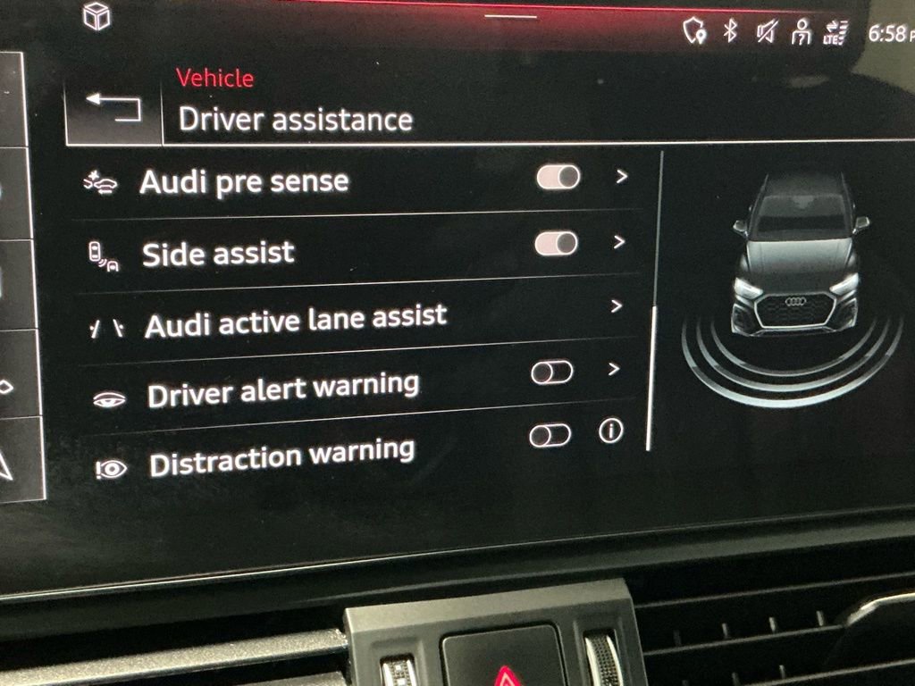 Used 2025 Audi Q5 2.0T Premium image 10