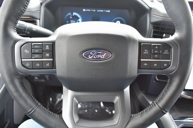 Used 2024 Ford F150 Lightning Lariat image 21