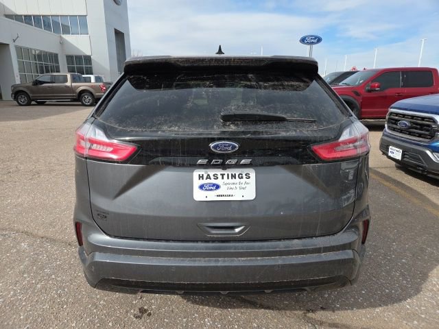 Used 2024 Ford Edge ST-Line image 4