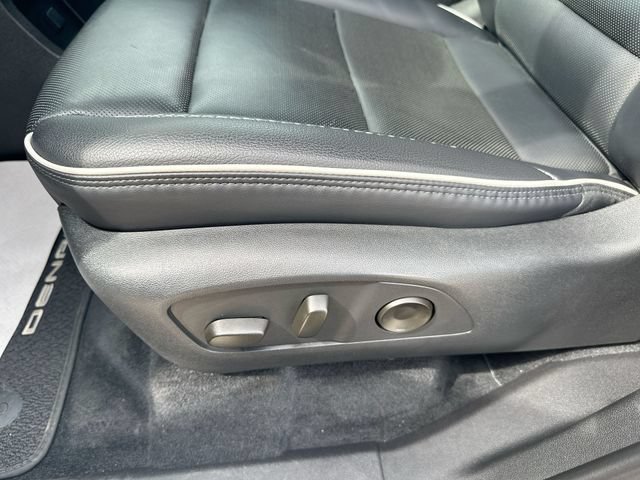 Used 2025 GMC Acadia Denali w/ LPO, Floor Liner Package FWD image 38