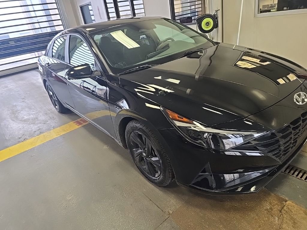 Used 2022 Hyundai Elantra SEL w/ Convenience Package