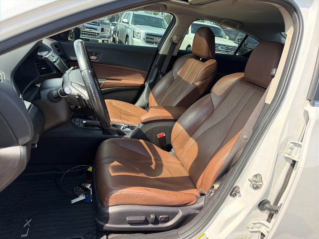 Used 2019 Acura ILX image 9