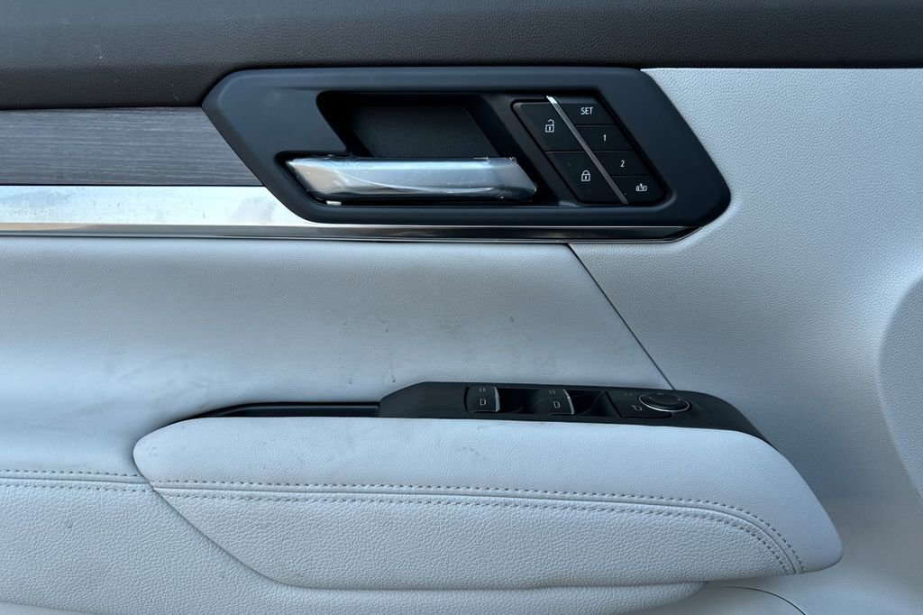 New 2026 GMC Terrain Denali AWD/4WD image 8