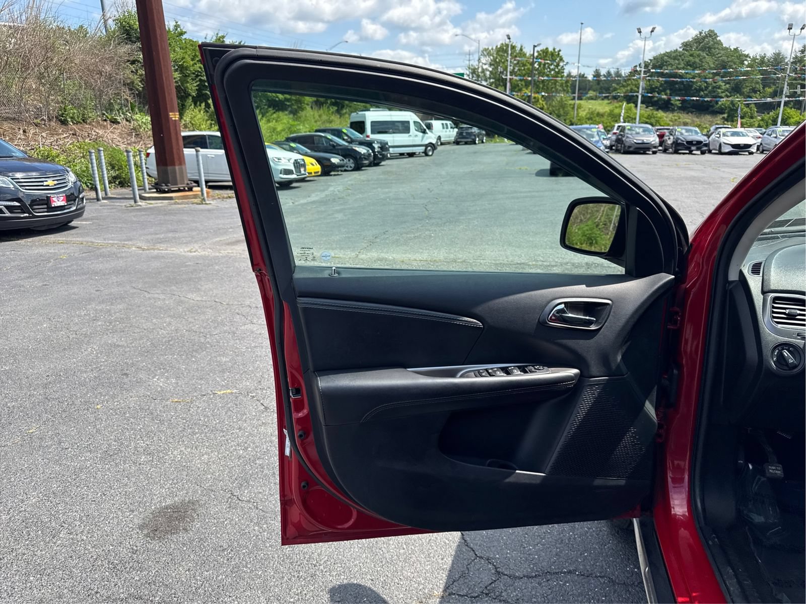 Used 2020 Dodge Journey Crossroad FWD image 19