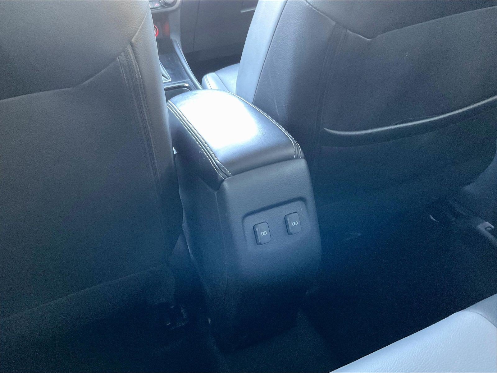 Certified 2021 Nissan Kicks SR w/ SR Premium Package FWD image 13