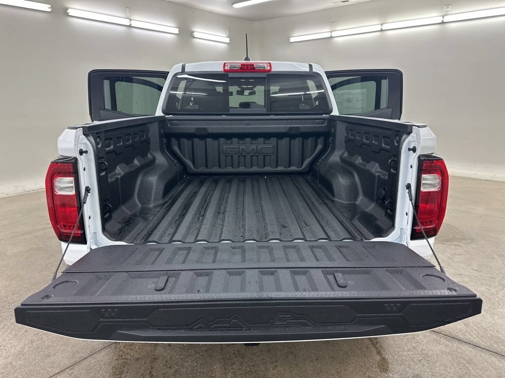New 2026 GMC Canyon Denali AWD/4WD image 32