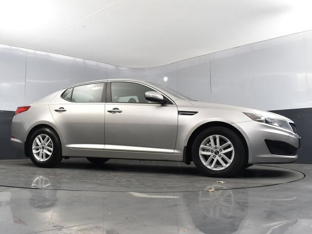 Used 2011 Kia Optima LX FWD image 19