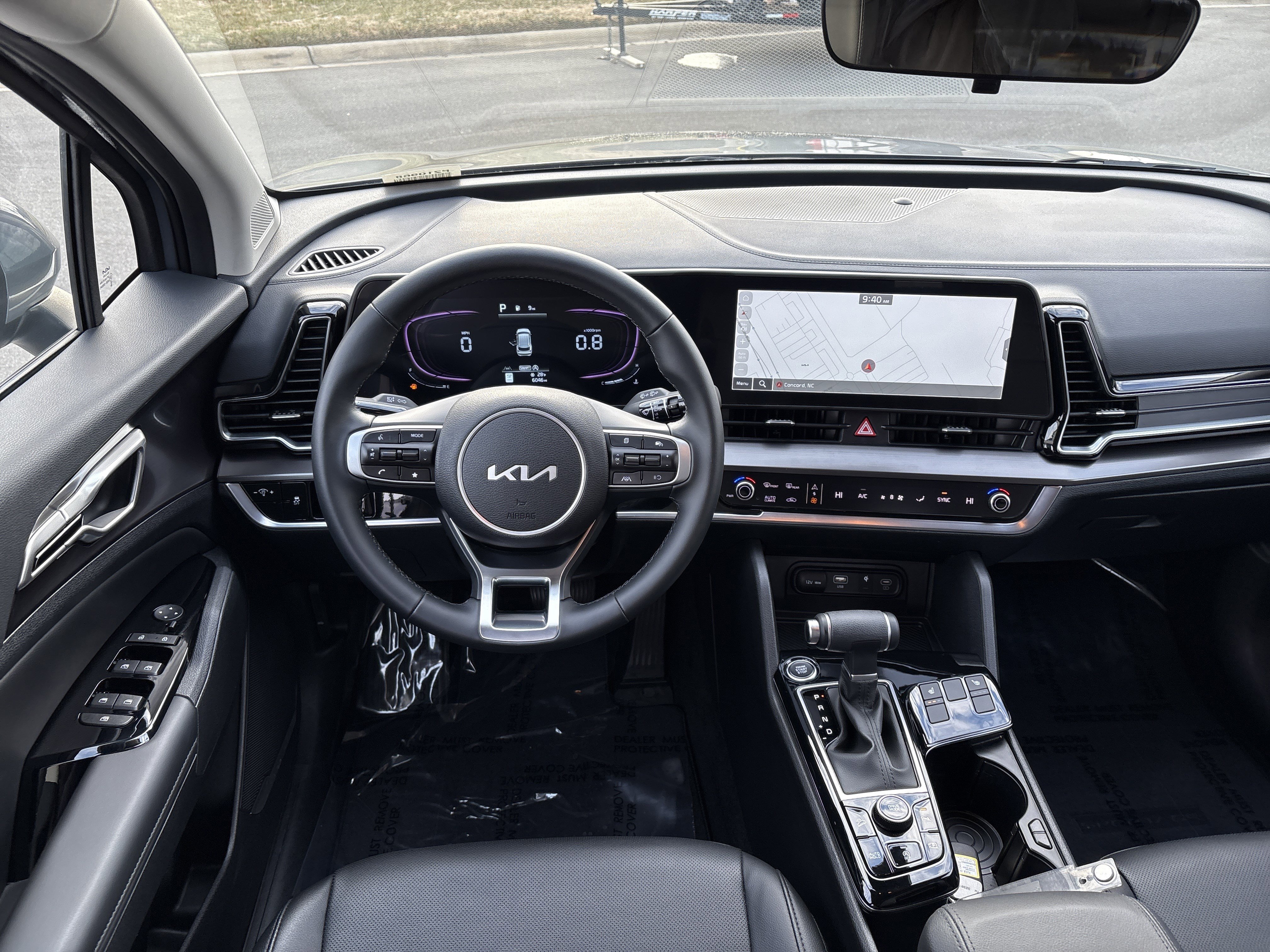 Used 2025 Kia Sportage EX image 14