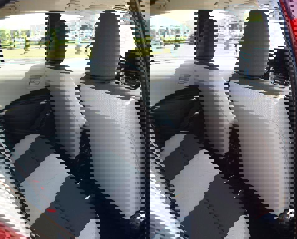 Used 2025 Toyota Corolla LE image 20