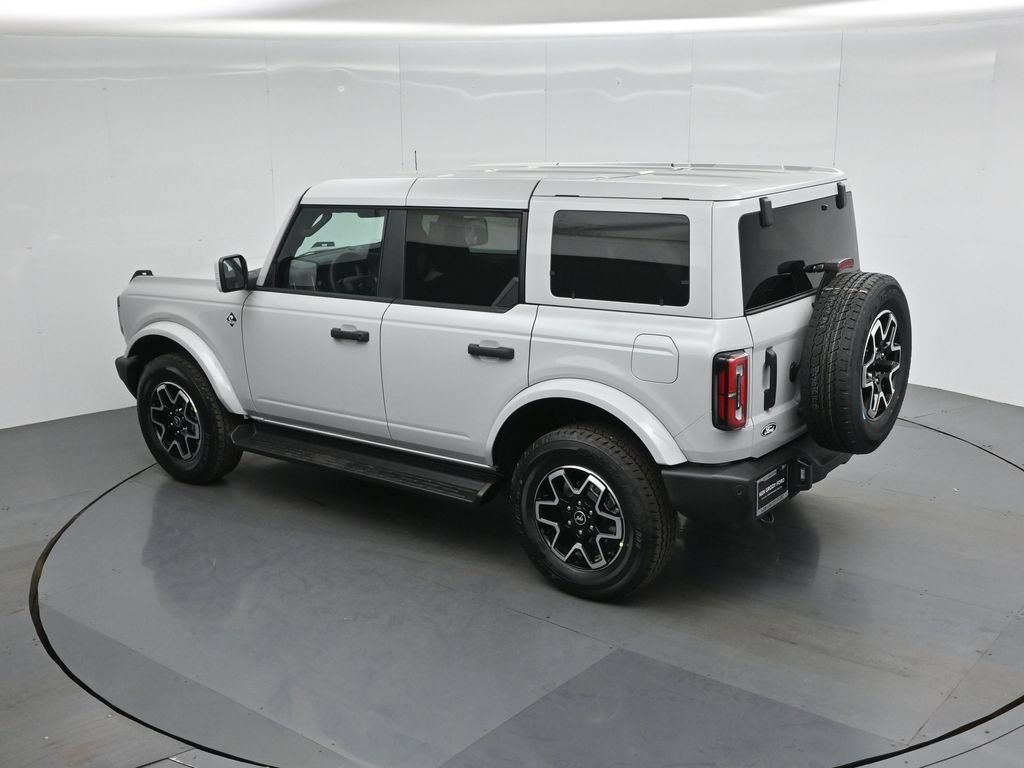 New 2026 Ford Bronco Outer Banks w/ Sasquatch Package AWD/4WD image 40