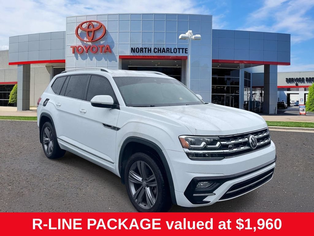 Used 2018 Volkswagen Atlas SE w/ R-Line Package FWD image 1
