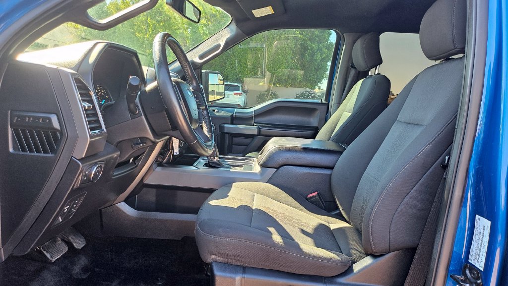 Used 2018 Ford F150 XLT w/ Equipment Group 302A Luxury AWD/4WD image 26