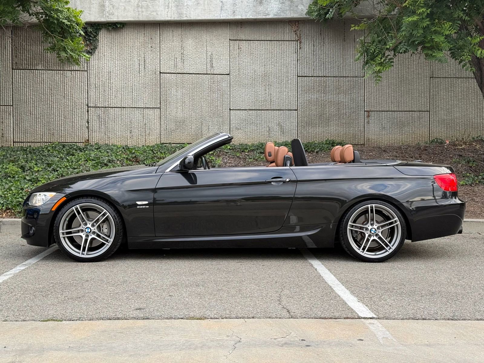 Used 2012 BMW 335is Convertible RWD image 13