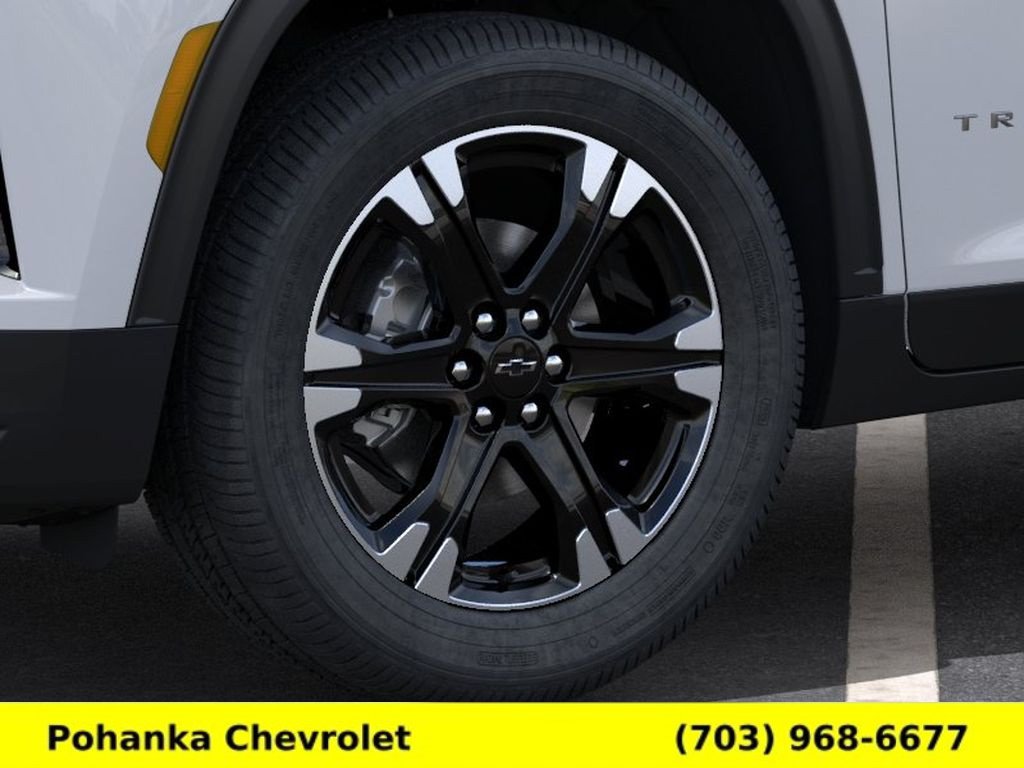 New 2027 Chevrolet Traverse LT w/ Sun and Wheel Package AWD/4WD image 9