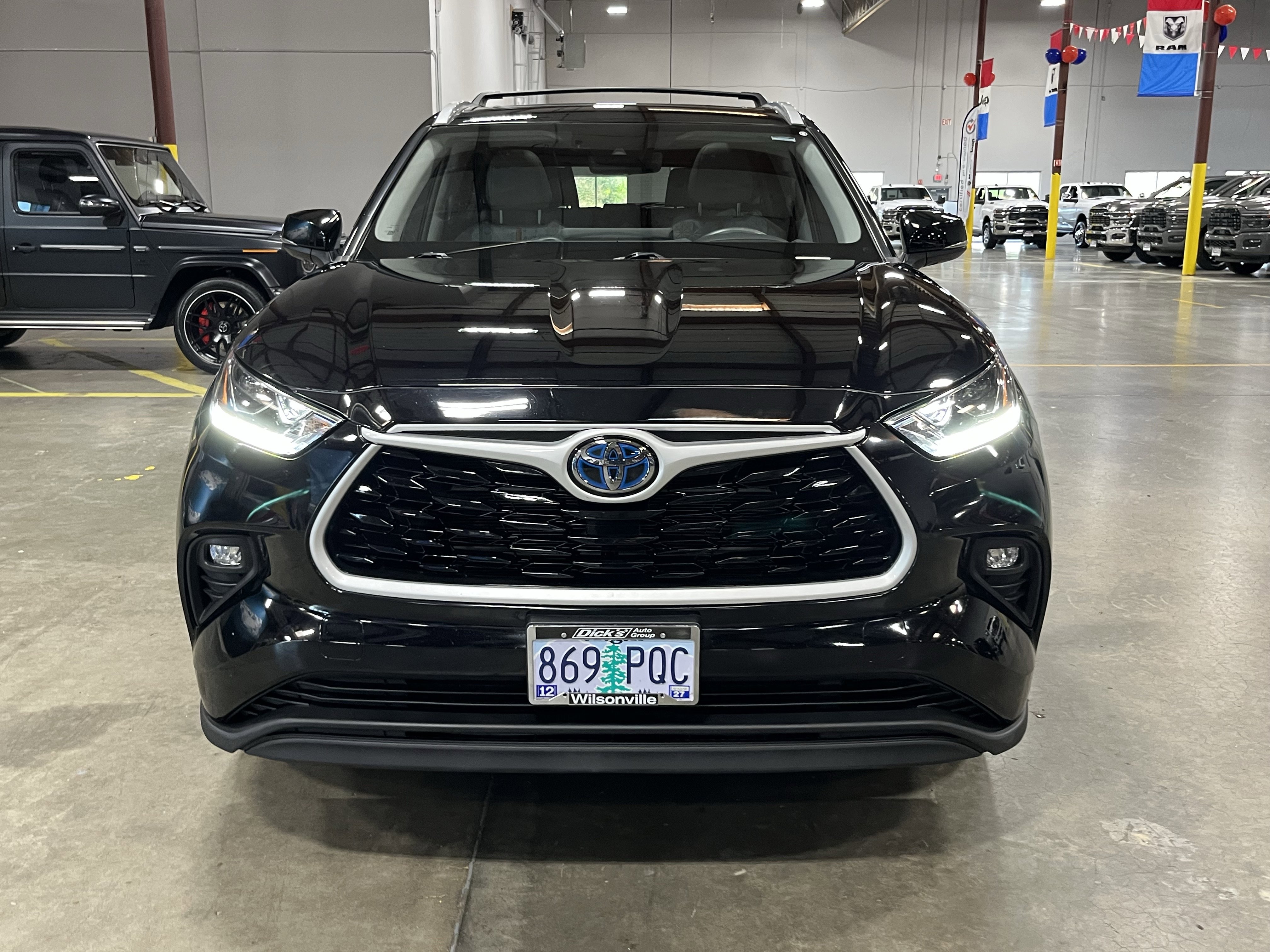 Used 2023 Toyota Highlander Bronze Edition AWD/4WD image 8