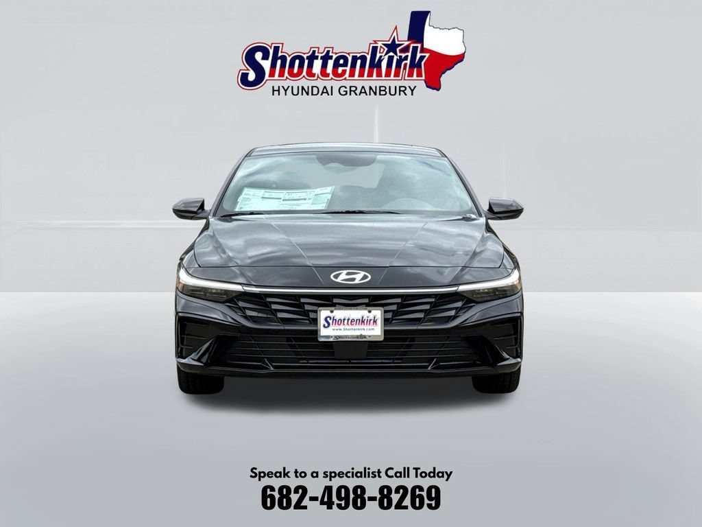 New 2026 Hyundai Elantra SEL Sport Premium FWD image 2