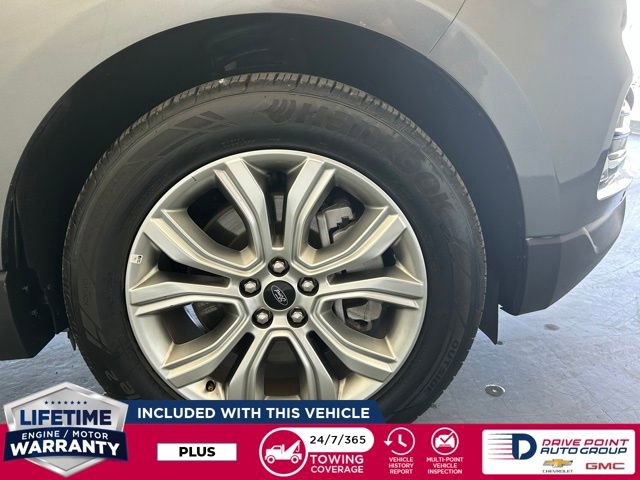 Used 2024 Ford Edge Titanium image 16