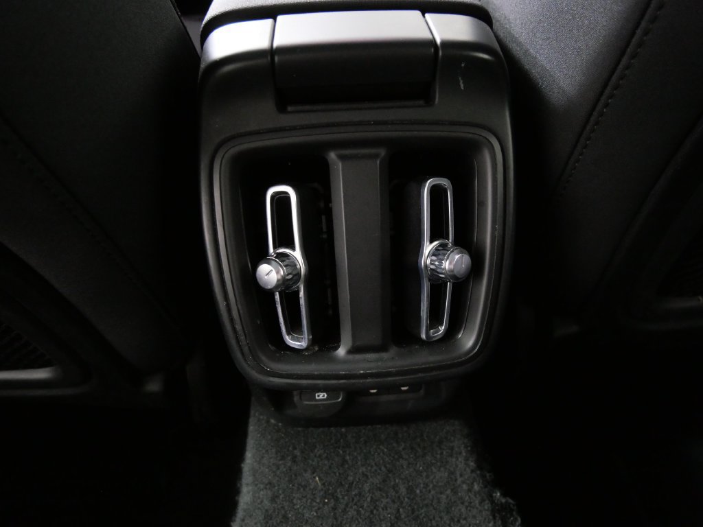 Used 2023 Polestar Polestar 2 w/ Pilot Pack AWD/4WD image 18
