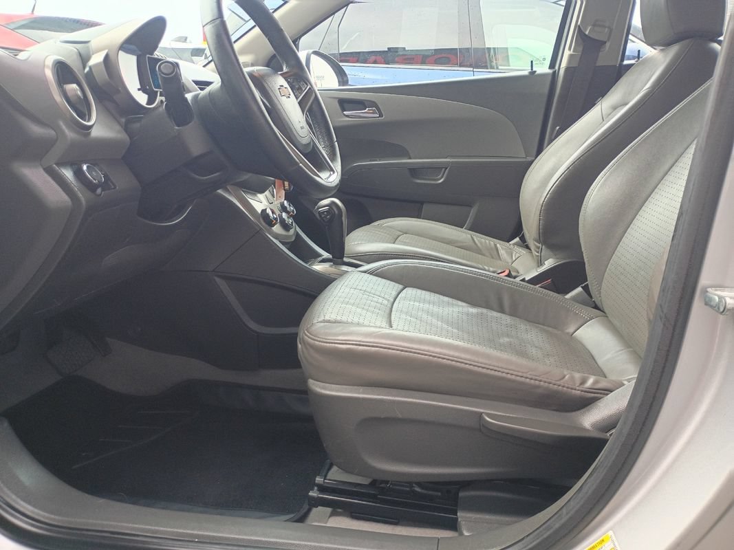 Used 2012 Chevrolet Sonic LTZ FWD image 16