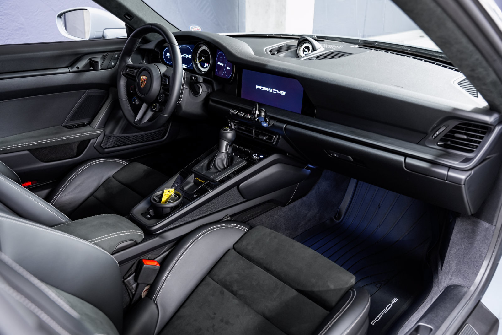 Used 2025 Porsche 911 GT3 RS RWD image 29