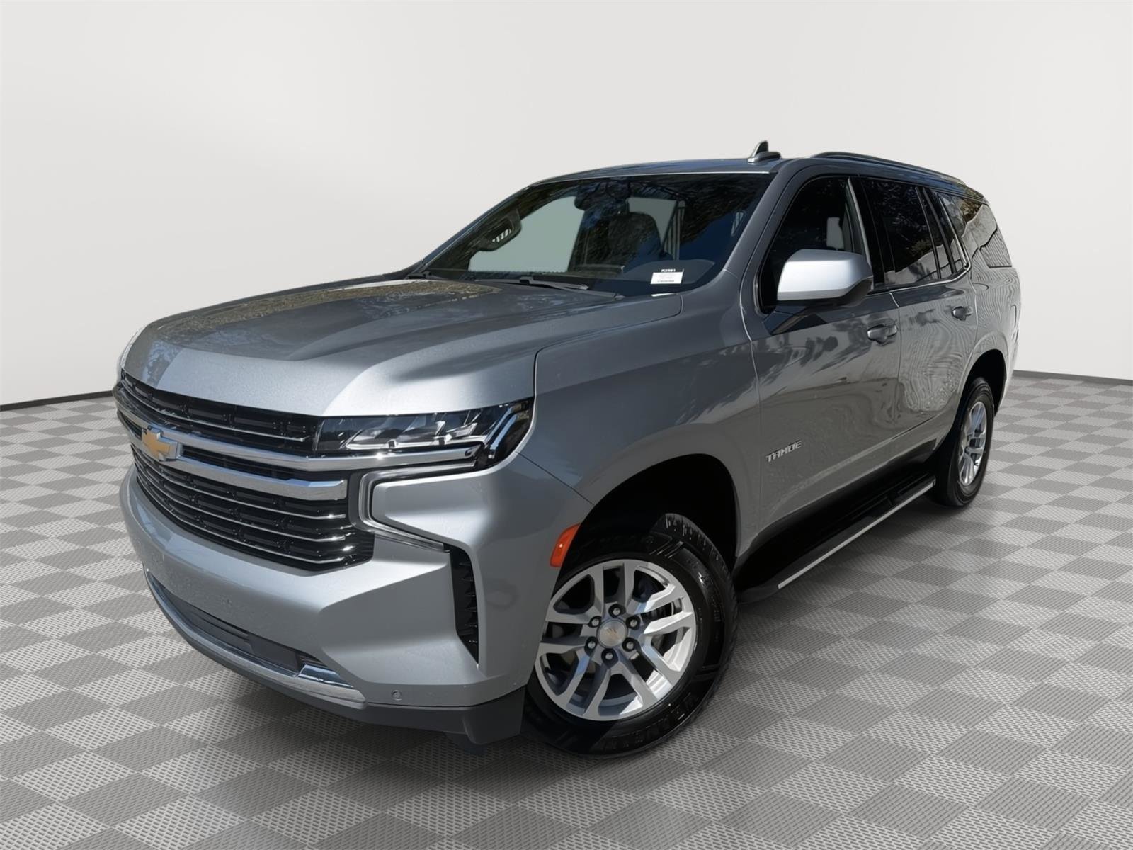 Used 2024 Chevrolet Tahoe LT image 2
