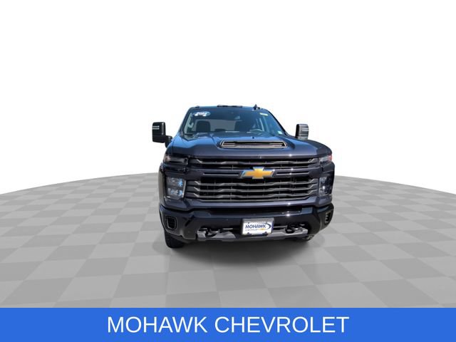 Used 2024 Chevrolet Silverado 2500 Custom w/ Custom Convenience Package AWD/4WD image 3