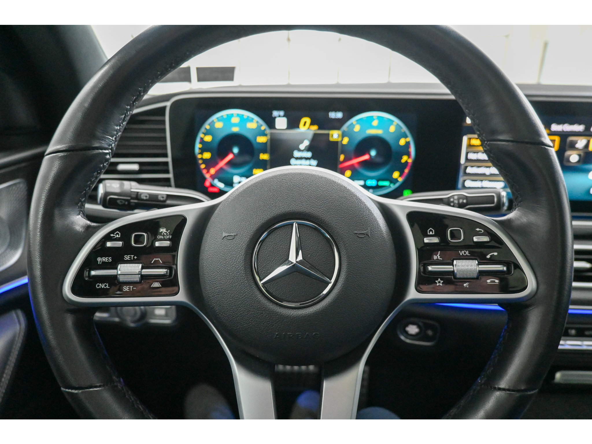 Used 2021 Mercedes-Benz GLS 580 4MATIC image 11