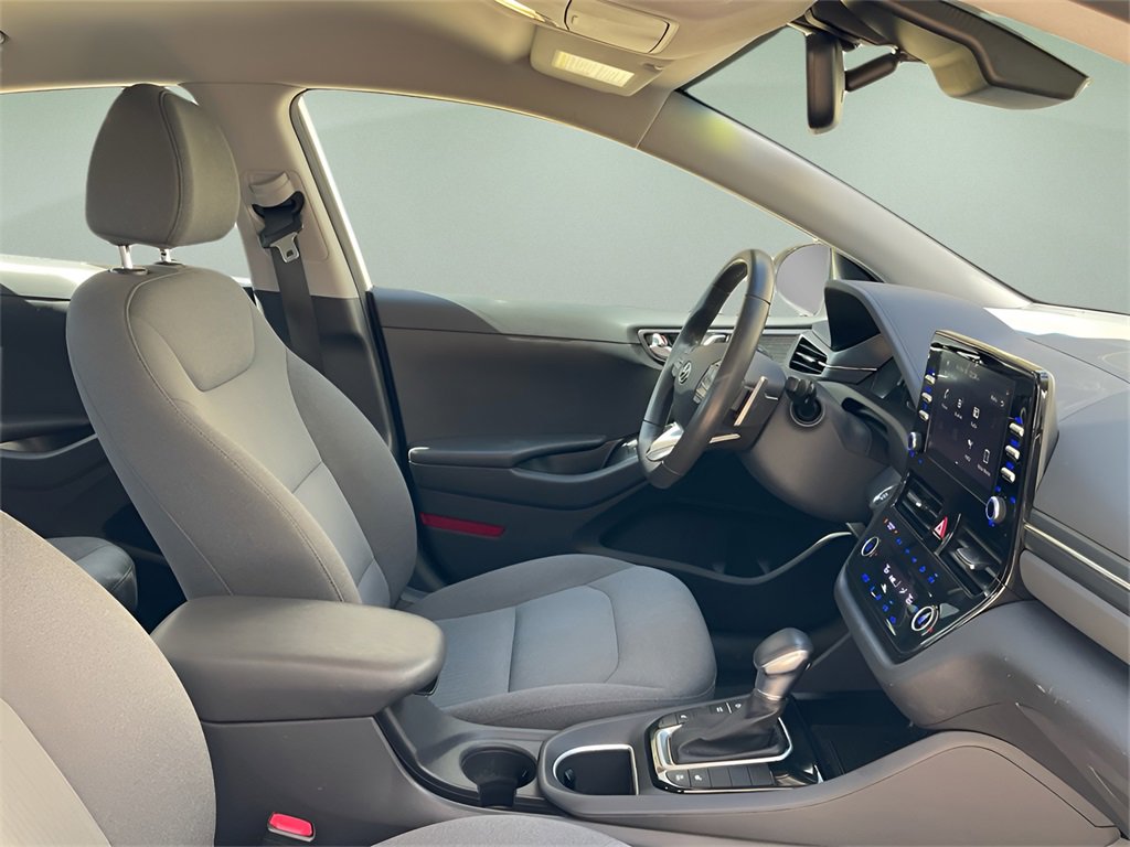 Used 2021 Hyundai Ioniq SEL image 15