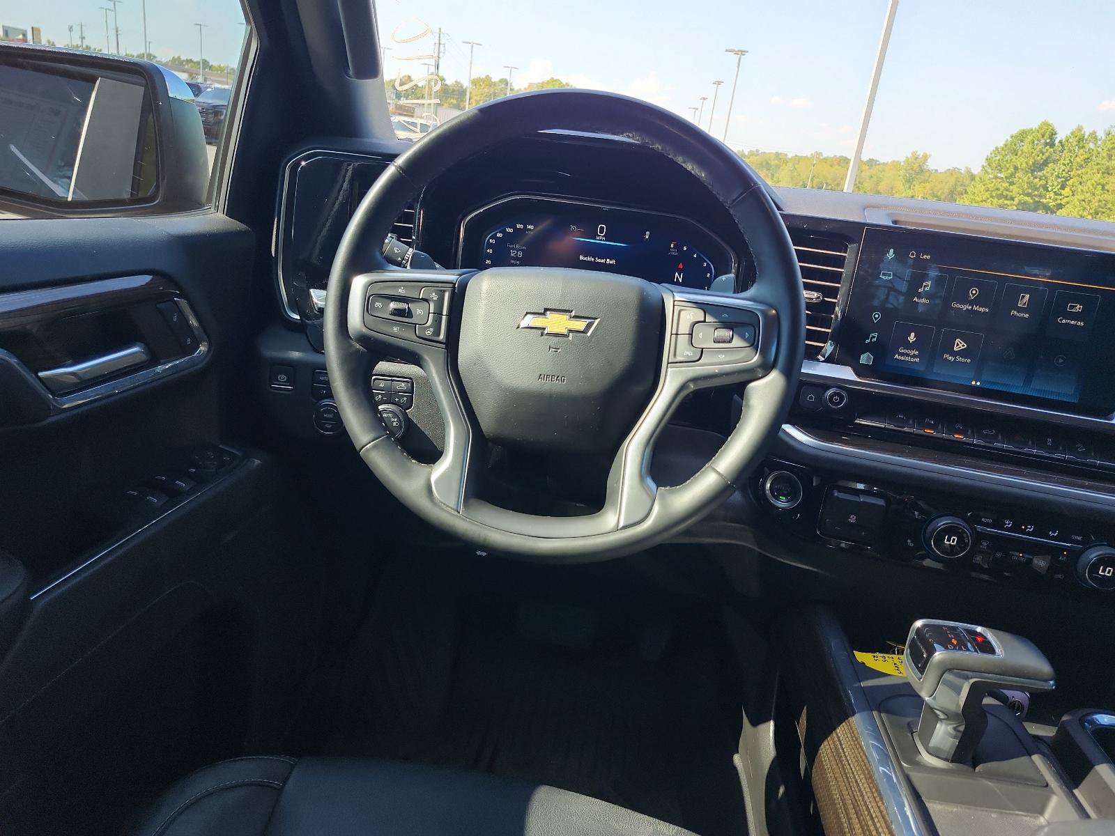 Used 2024 Chevrolet Silverado 1500 LT AWD/4WD image 13