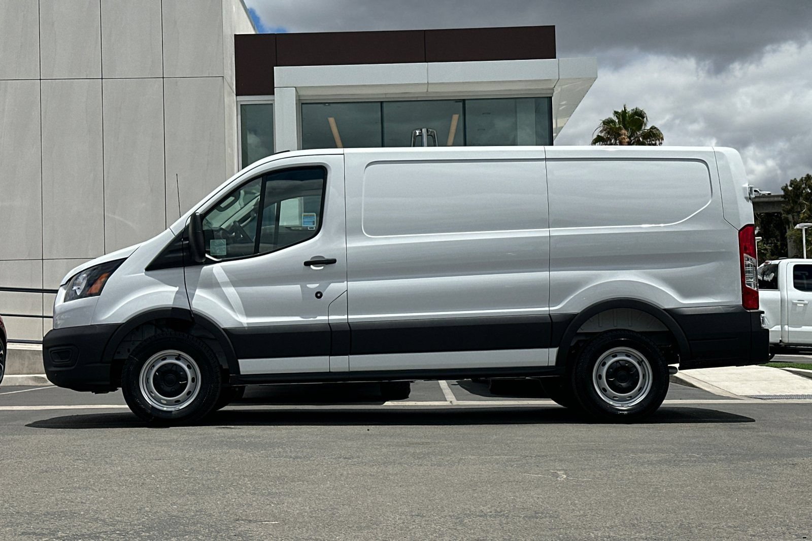 New 2026 Ford Transit 150 Low Roof w/ Load Area Protection Package RWD image 6