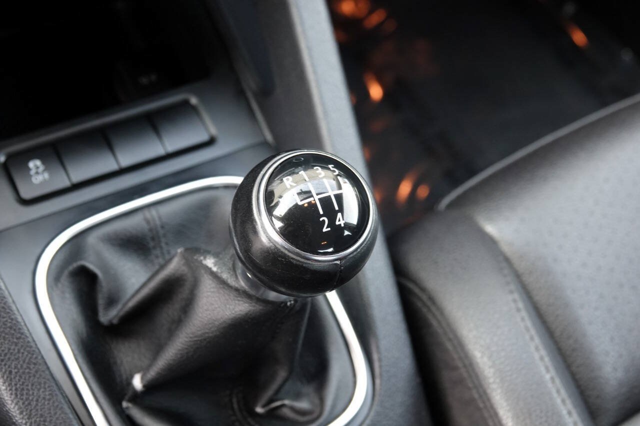Used 2010 Volkswagen Jetta Limited Edition FWD image 67