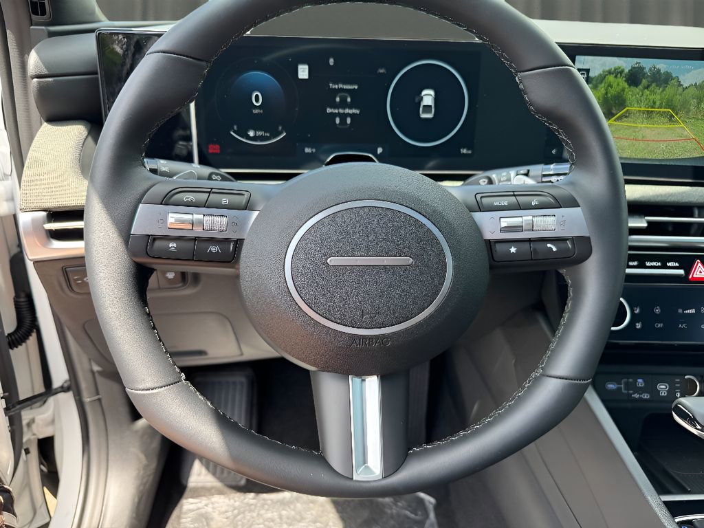 New 2025 Hyundai Santa Cruz Limited image 16