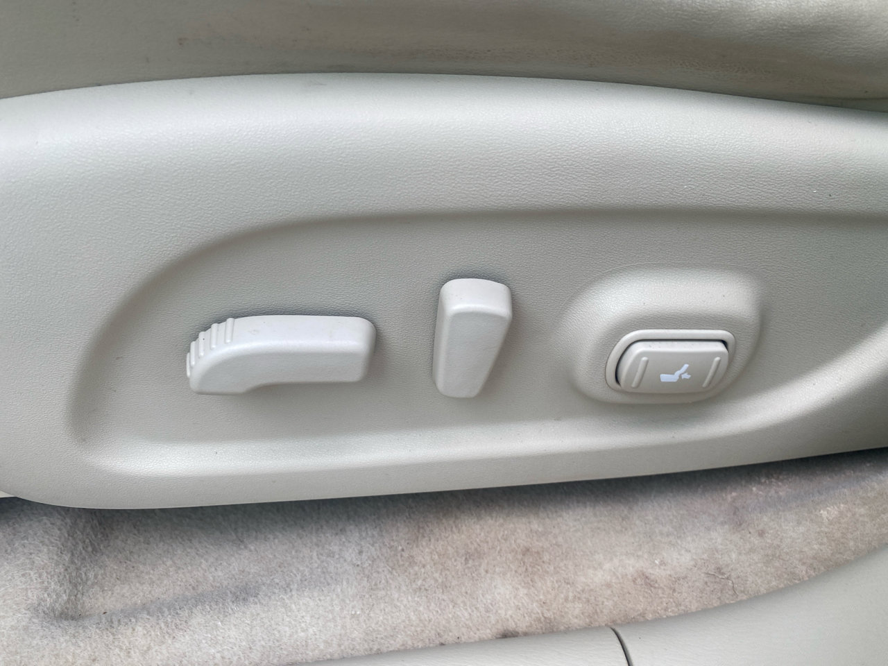 Used 2014 INFINITI QX60 FWD w/ Premium Plus Package image 16