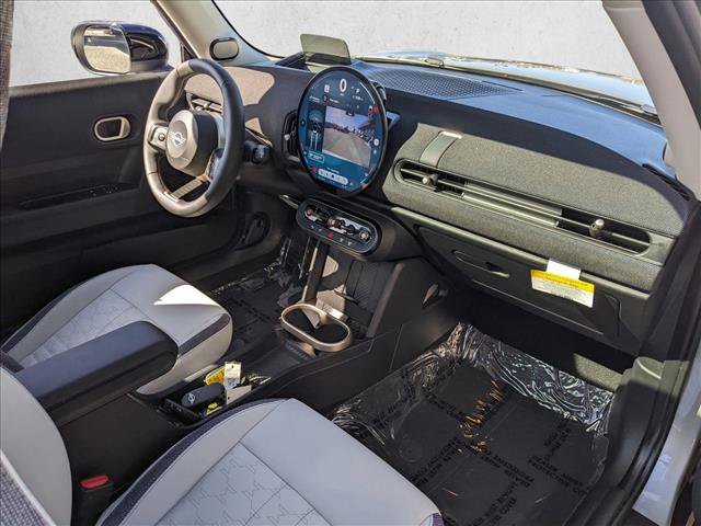 Certified 2025 MINI Cooper 2-Door Hardtop FWD image 20