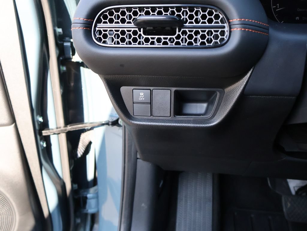 Certified 2025 Honda HR-V Sport image 28