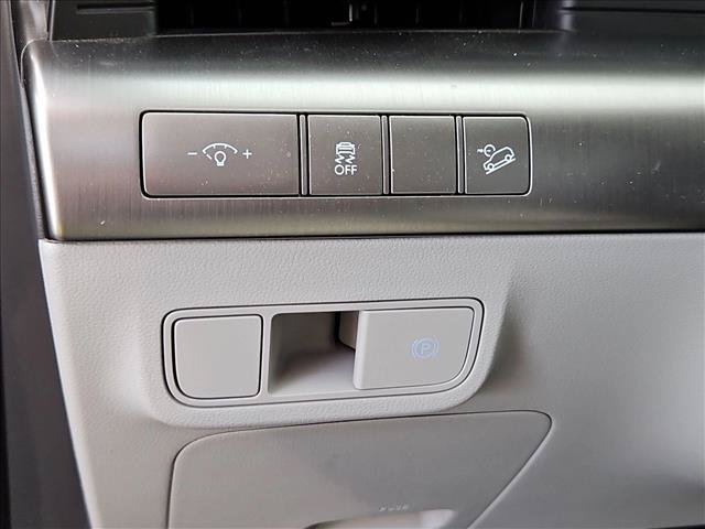 Used 2026 Hyundai Kona SEL Premium FWD image 24