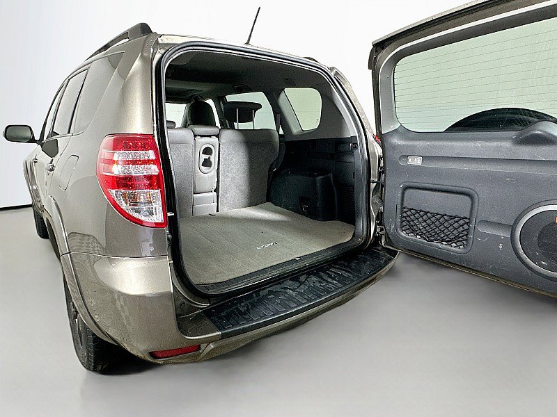 Used 2009 Toyota RAV4 Limited image 25