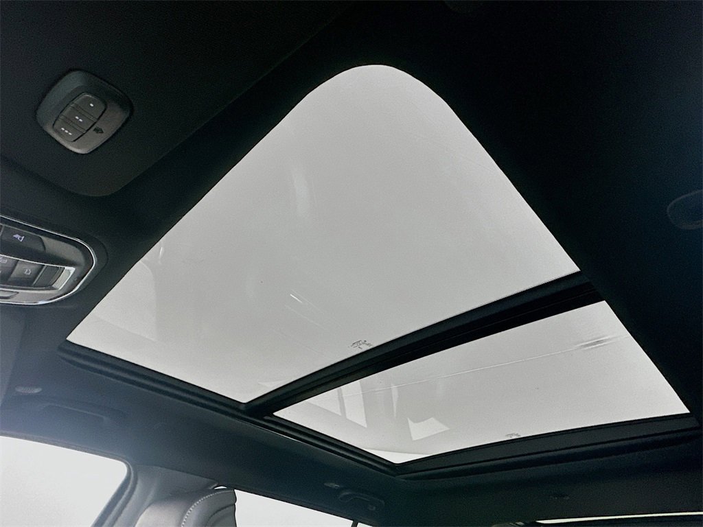 New 2025 Jeep Wagoneer L Series II image 14