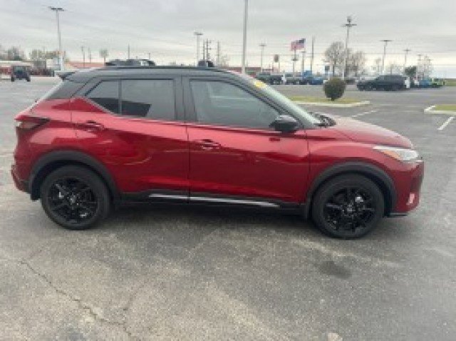 Used 2024 Nissan Kicks SR w/ SR Premium Package image 6