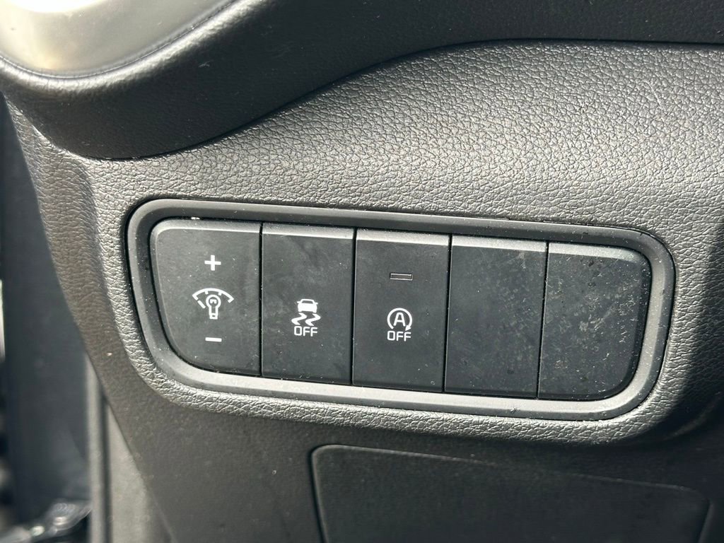 Used 2023 Kia Soul LX w/ LX Technology Package image 30