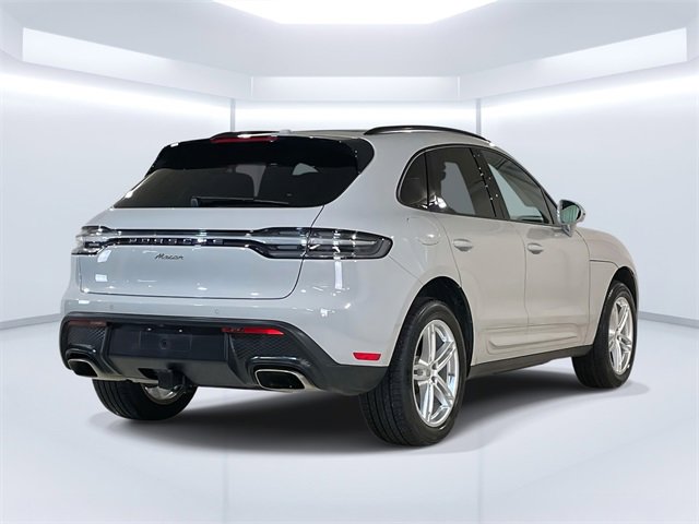 Used 2025 Porsche Macan image 6