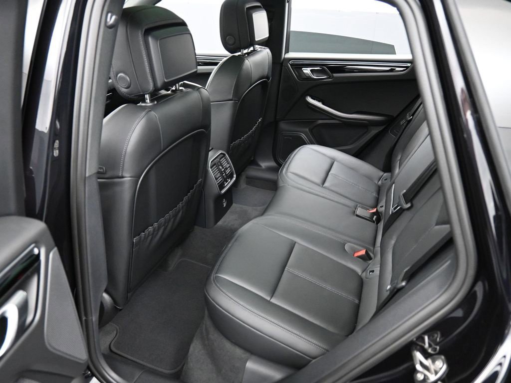 New 2026 Porsche Macan S image 24