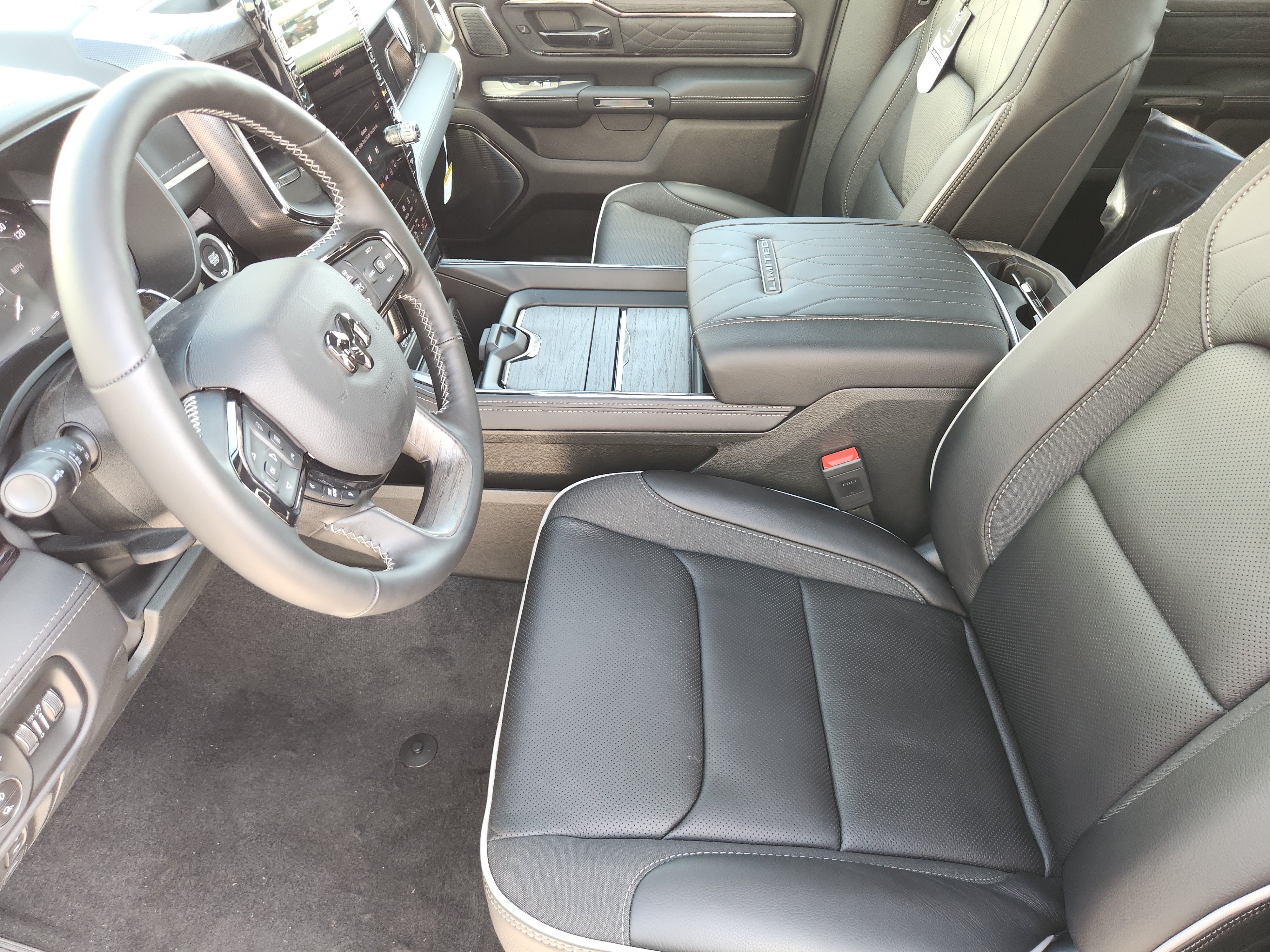 New 2027 RAM 1500 Limited AWD/4WD image 10