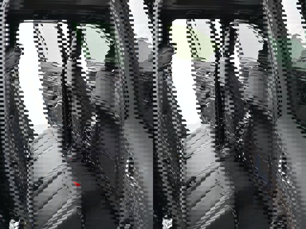 Used 2023 Jeep Grand Cherokee Overland image 10