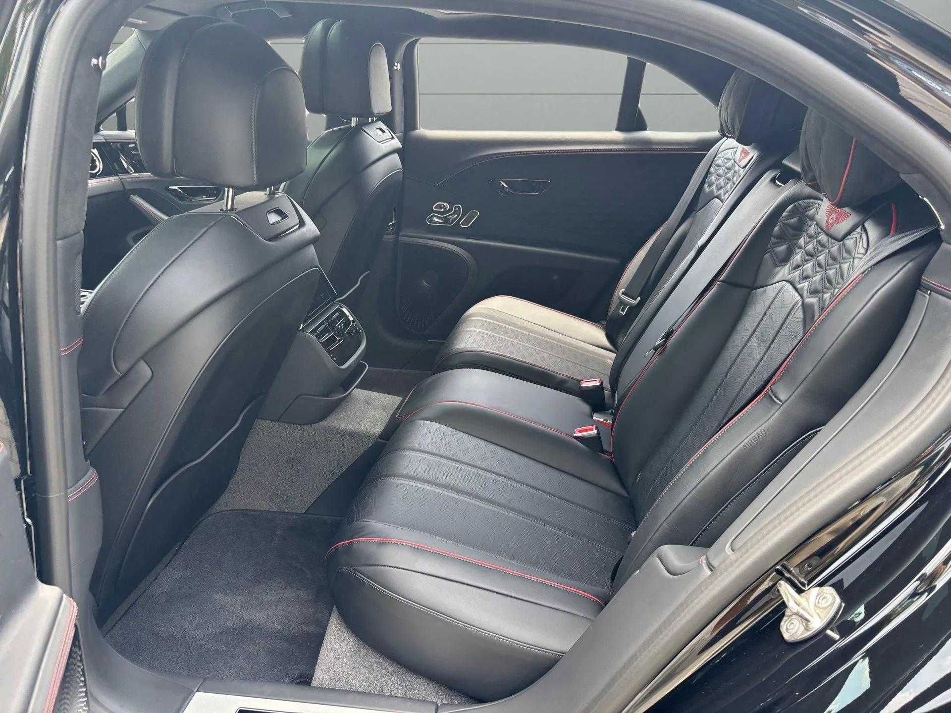 New 2025 Bentley Flying Spur Plug-In Hybrid image 20