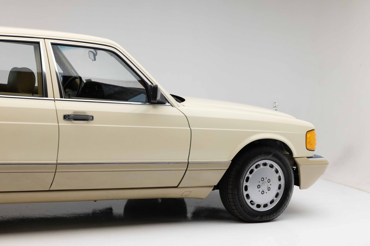 Used 1991 Mercedes-Benz 350 SD image 31