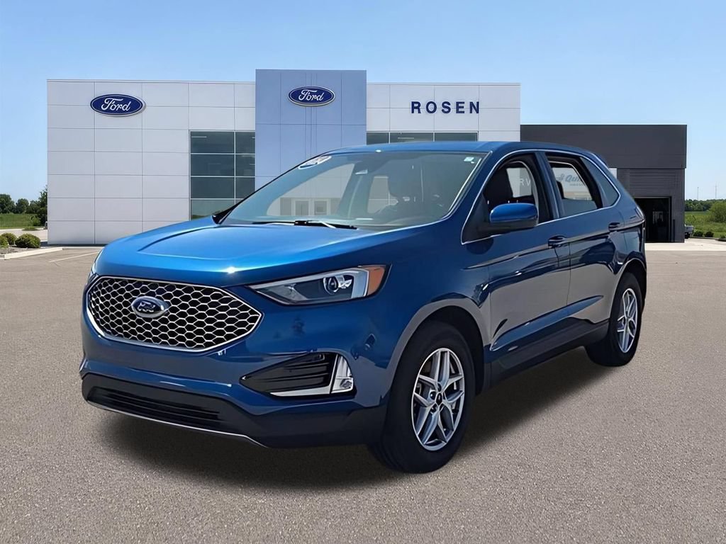 Used 2024 Ford Edge SEL w/ Convenience Package AWD/4WD image 6
